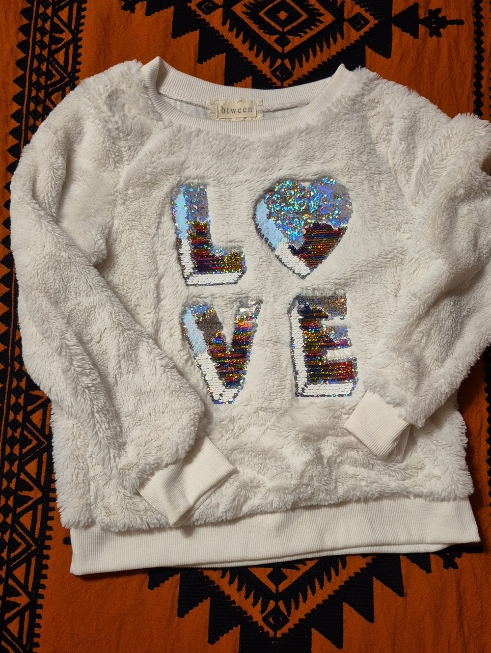 btween White Sequin LOVE Plush Sweatshirt, Black Hoodie, Size 10. - Picture 4 of 9